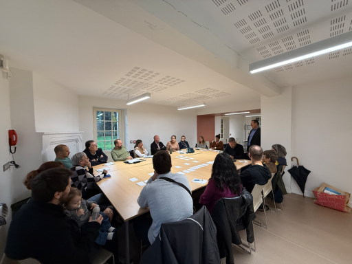 Réunion programmatique en petit groupe Réunion programmatique en petit groupe